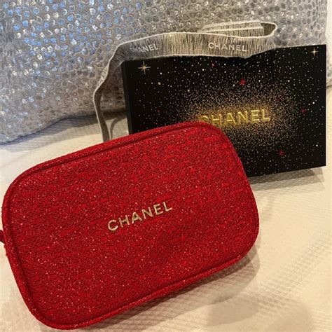 chanel make-up bag|authentic Chanel makeup bags.